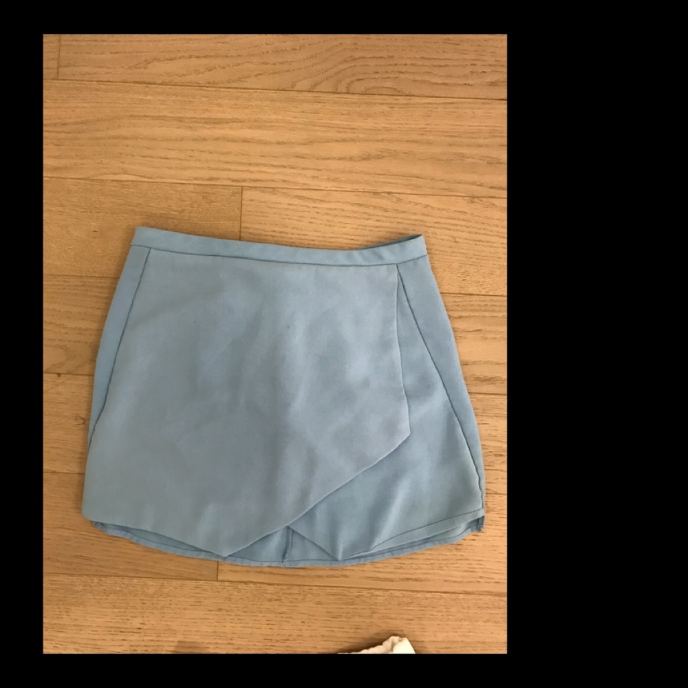 Light blue envelope skort